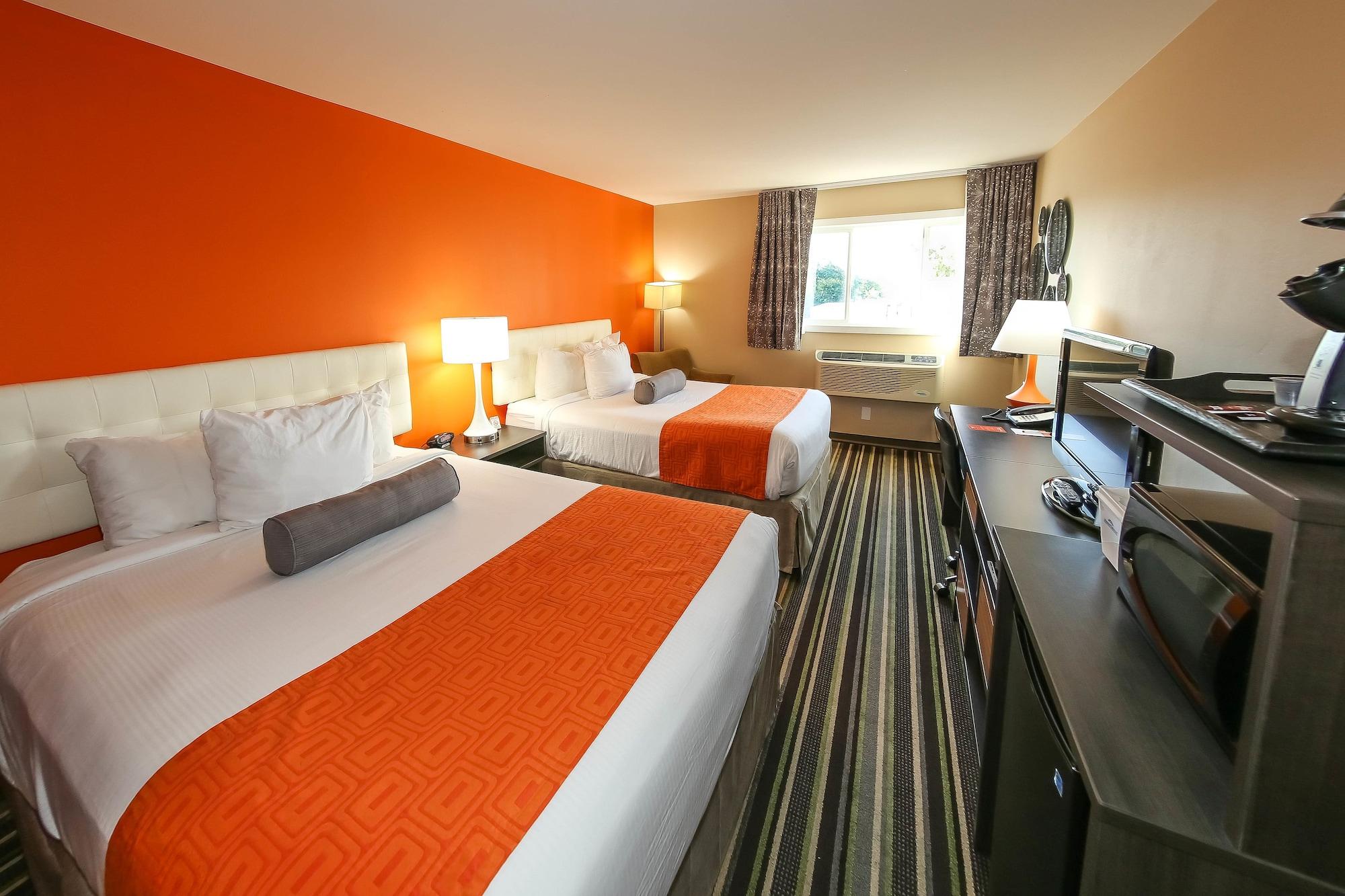 Howard Johnson By Wyndham West 3*